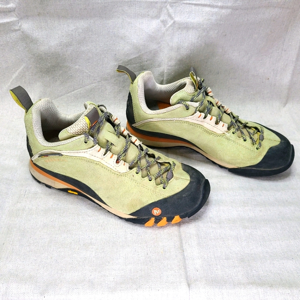 Merrell Edge Sage Green Womens Hiking Trail Shoes